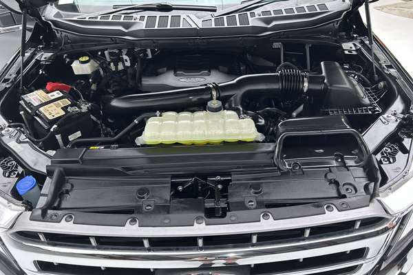 2023 Ford F-150 Lariat 4X4 SWB thumb-10