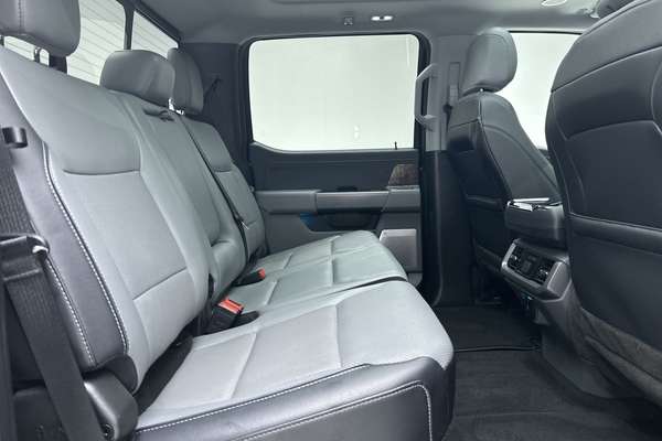 2023 Ford F-150 Lariat 4X4 SWB thumb-11