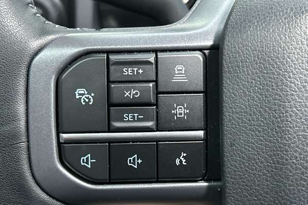 2023 Ford F-150 Lariat 4X4 SWB thumb-15