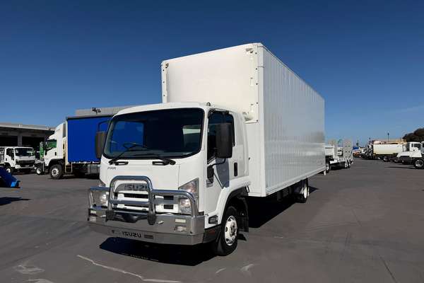 2013 Isuzu F Series FRR 600