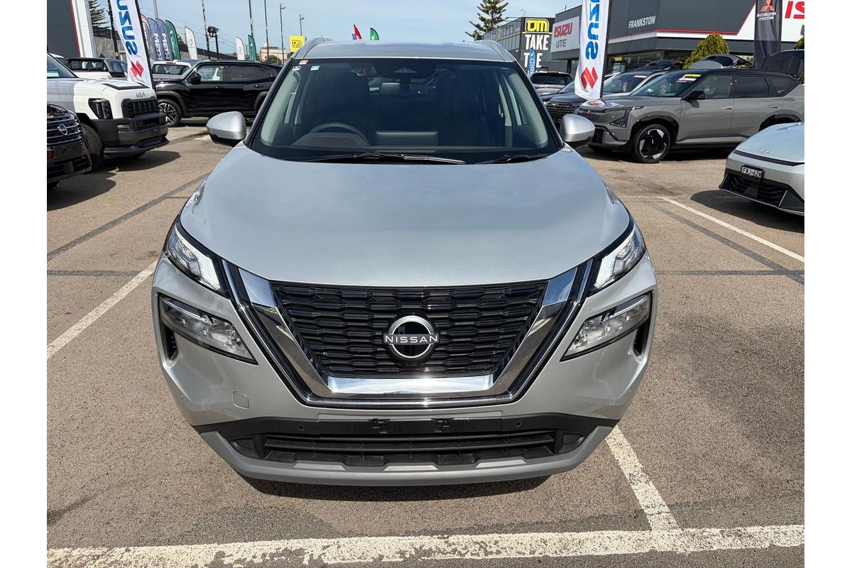 2025 Nissan X-TRAIL ST-L T33