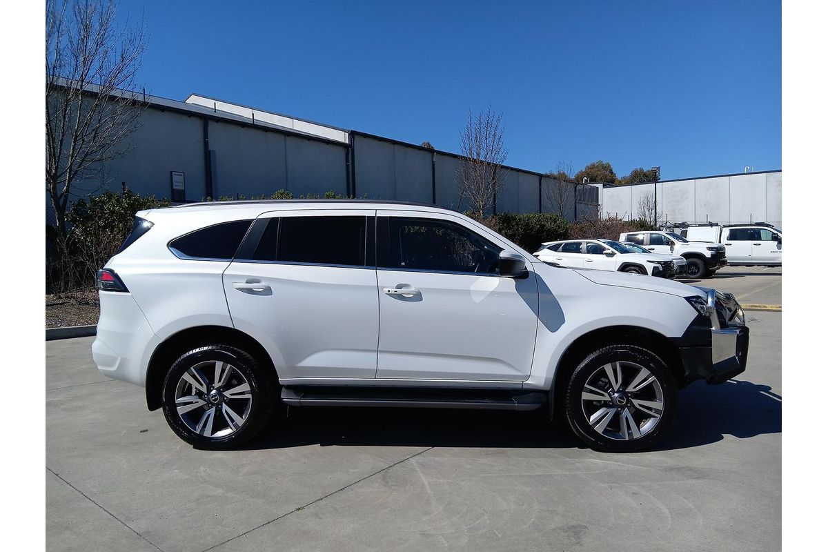 2023 Isuzu MU-X LS-T