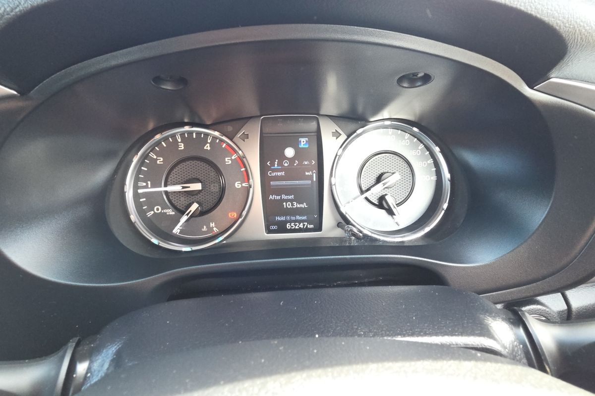 2022 Toyota Hilux SR5 GUN126R 4X4