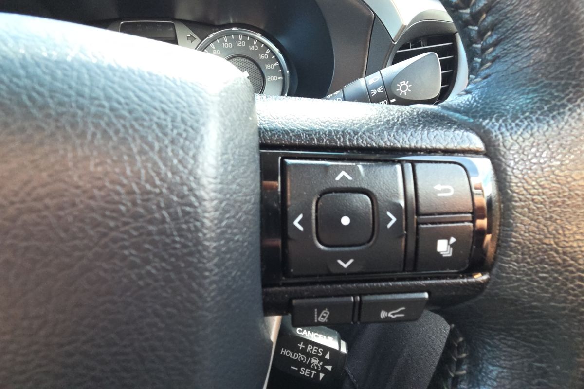 2022 Toyota Hilux SR5 GUN126R 4X4