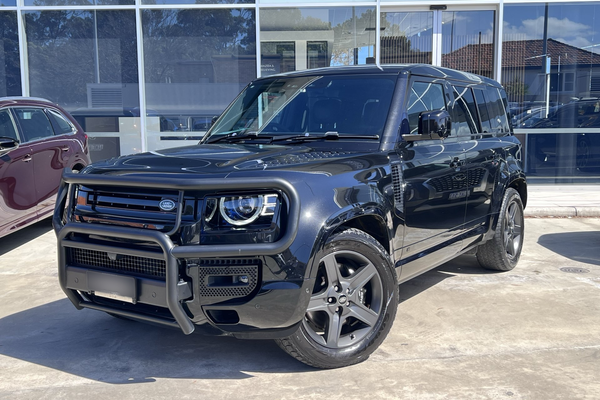 2021 Land Rover Defender 110 P525 V8 L663