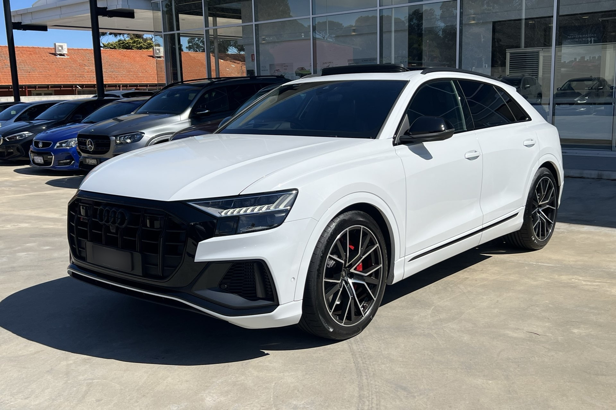 2023 Audi SQ8 TFSI F1