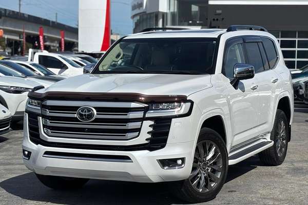 2023 Toyota Landcruiser Sahara ZX FJA300R