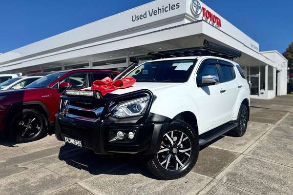 2020 Isuzu MU-X LS-T