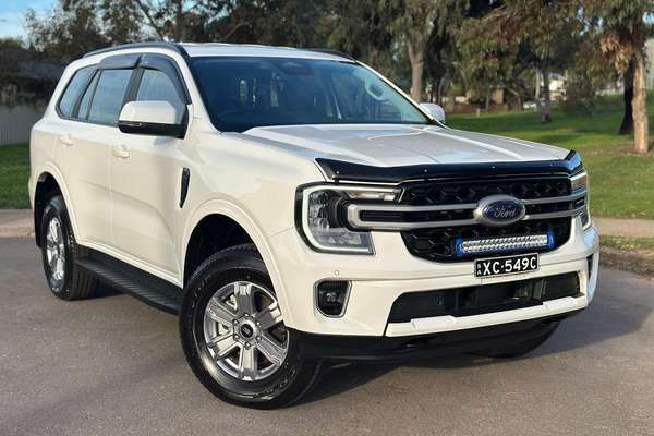 2025 Ford Everest Ambiente 2.0L