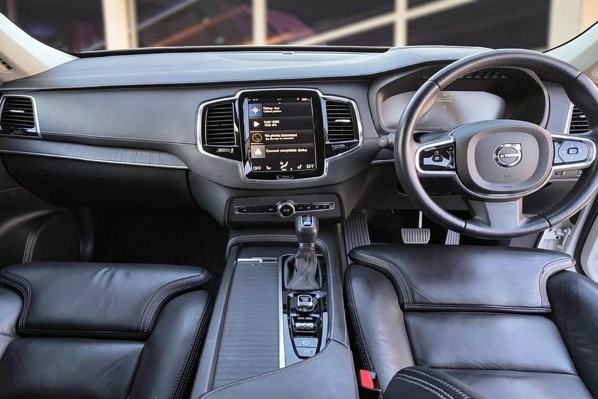 2020 Volvo XC90 T6 Inscription image 16