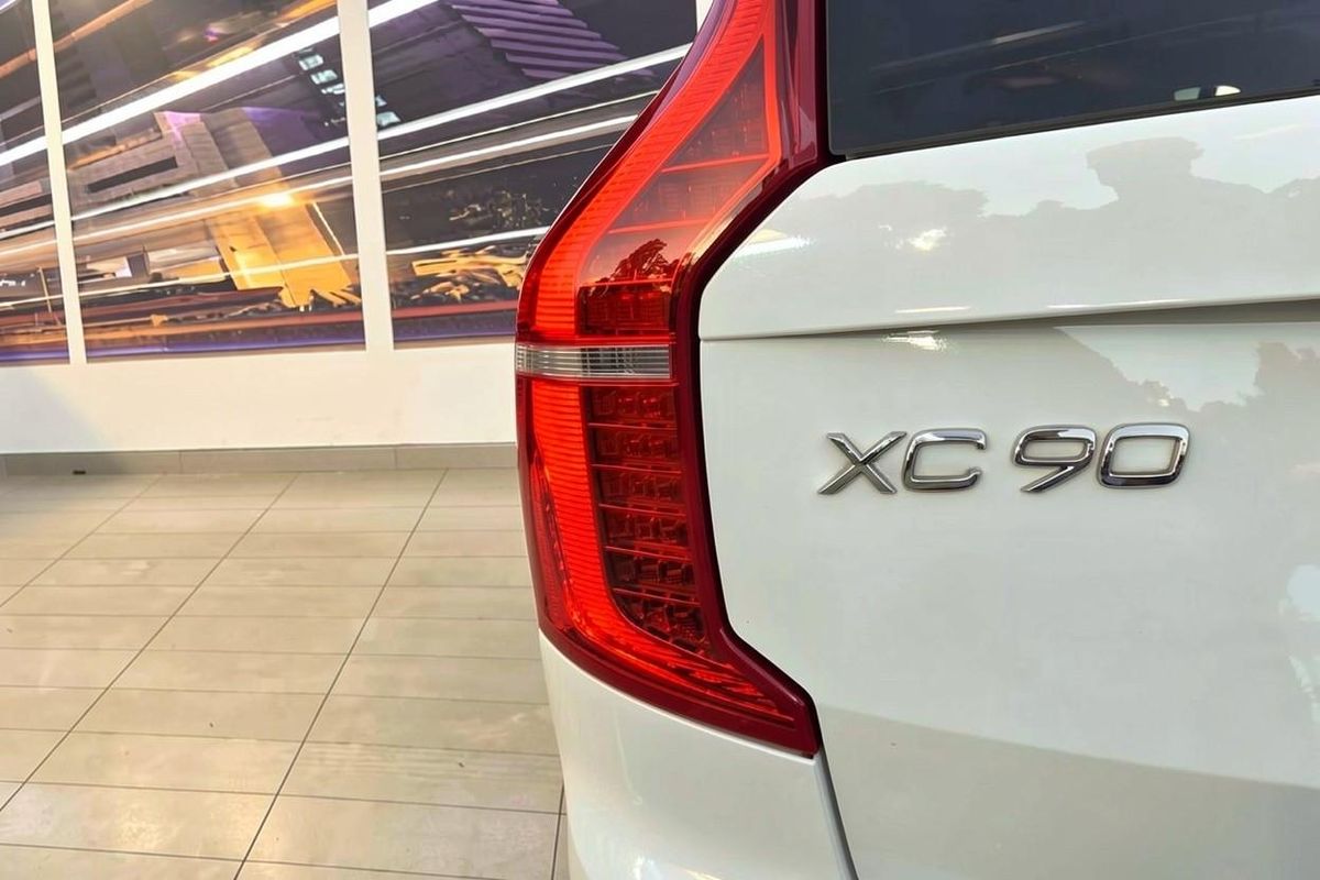 2020 Volvo XC90 T6 Inscription image 21
