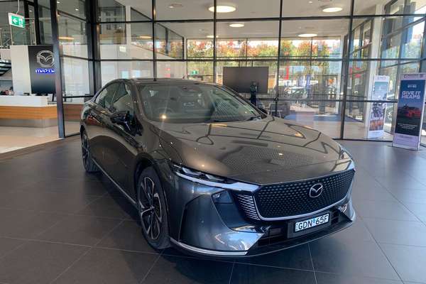2026 Mazda 6e E35 GT