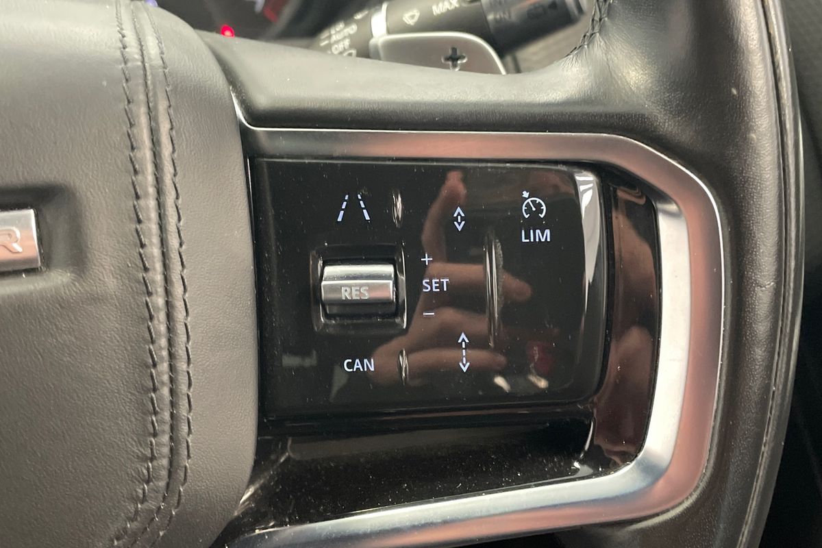 2021 Land Rover Unknown