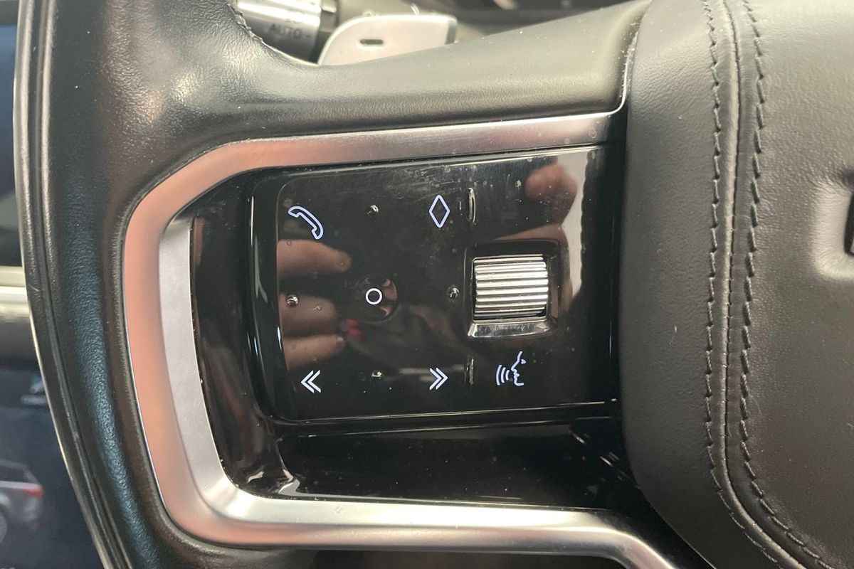 2021 Land Rover Unknown