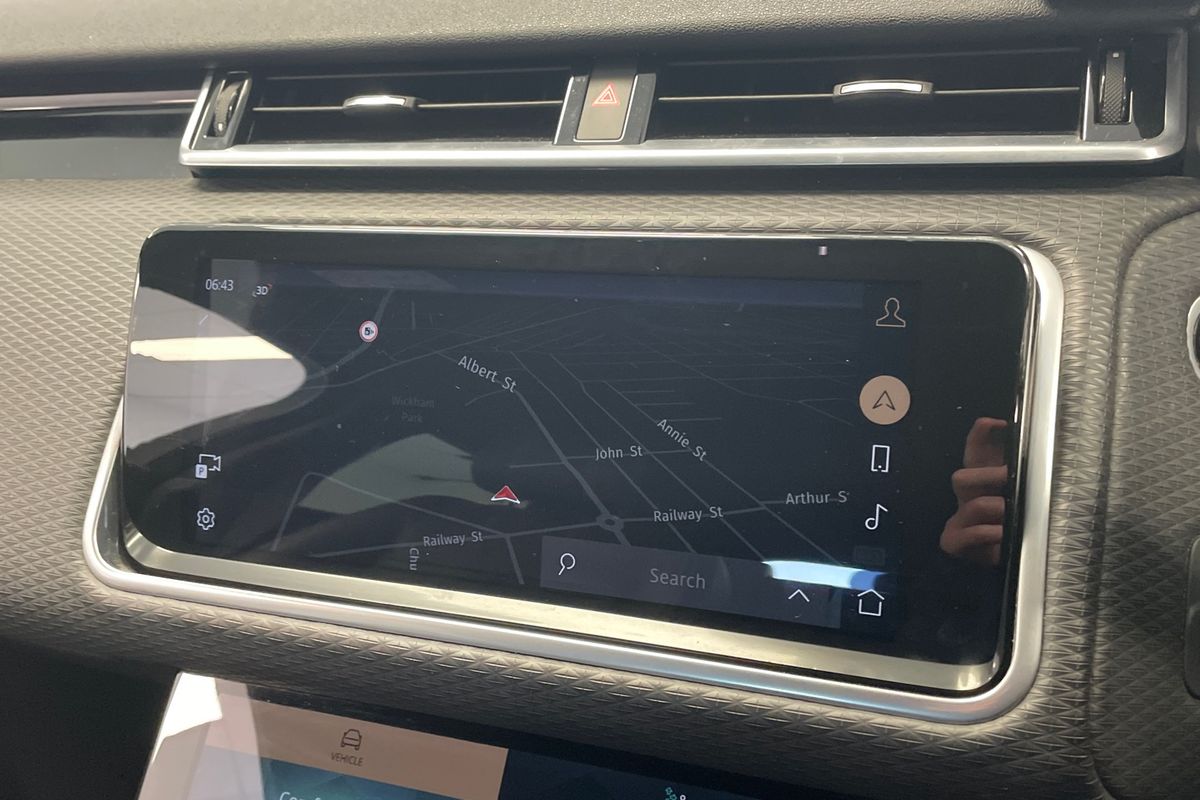 2021 Land Rover Unknown