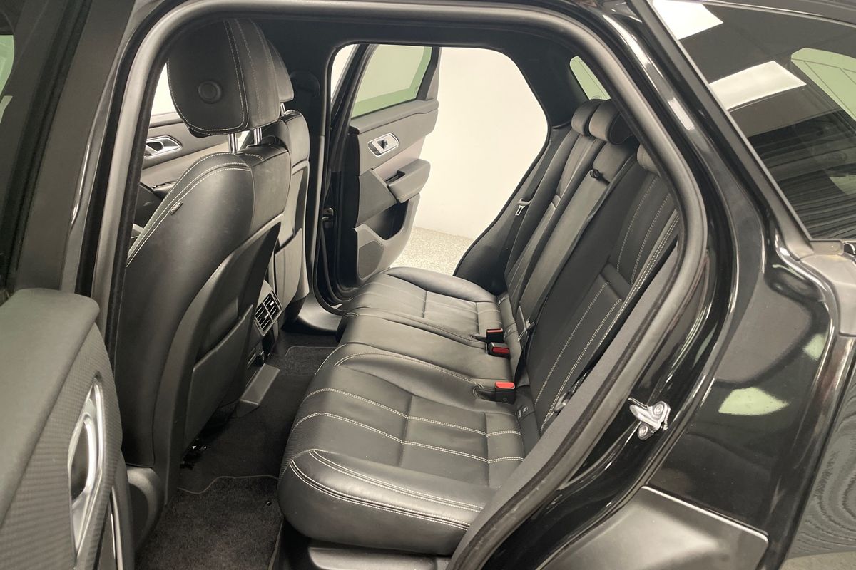 2021 Land Rover Unknown