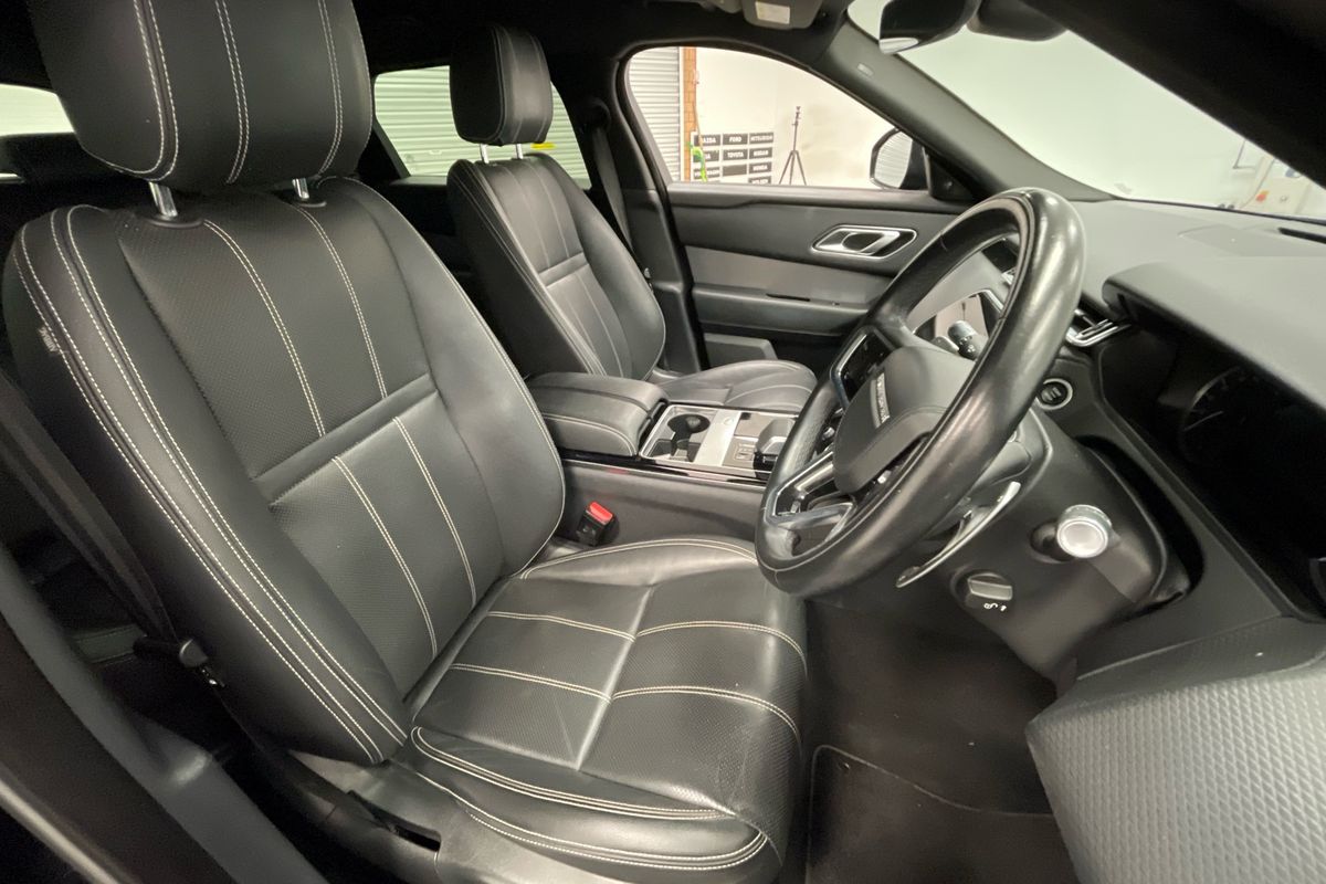 2021 Land Rover Unknown