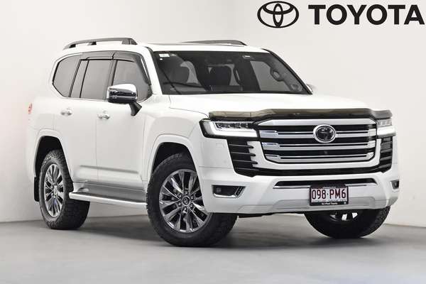 2023 Toyota Landcruiser Sahara ZX FJA300R
