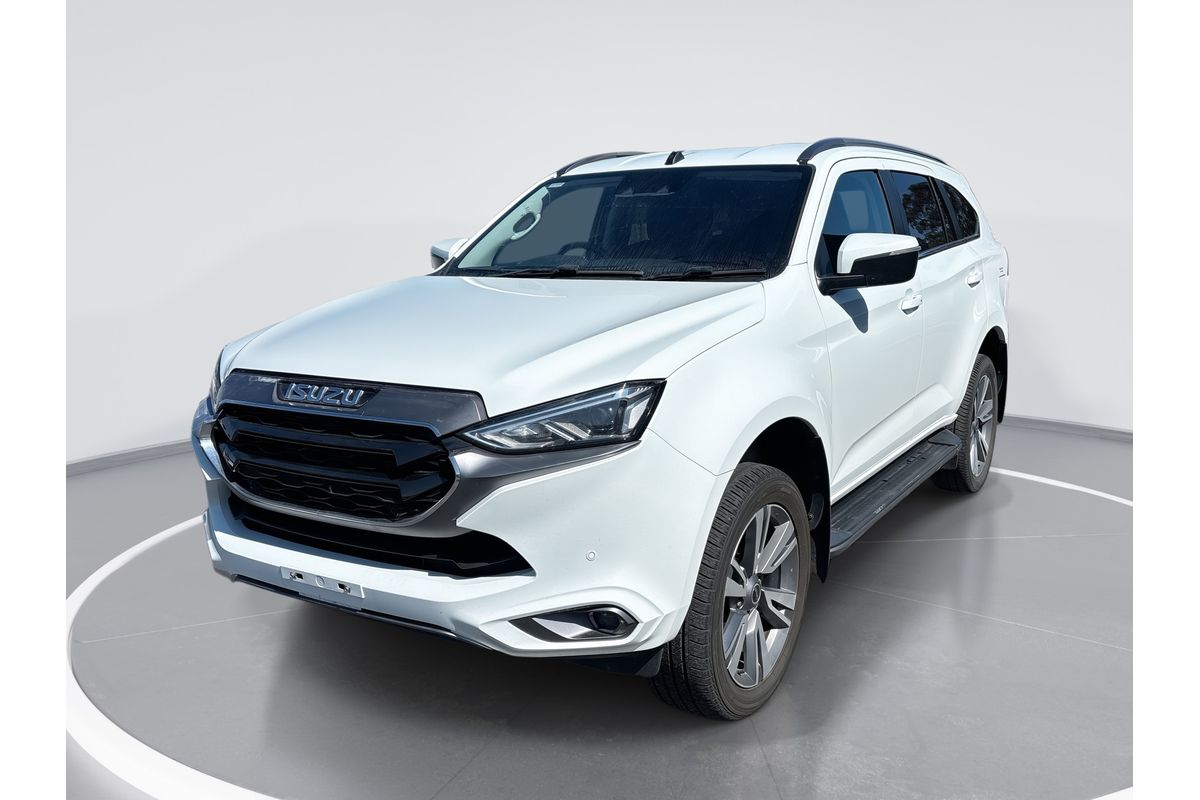 2023 Isuzu MU-X LS-T