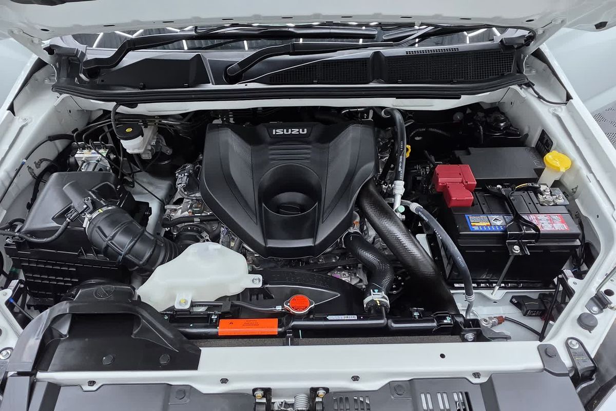 2023 Isuzu D-MAX SX High Ride Rear Wheel Drive image 18