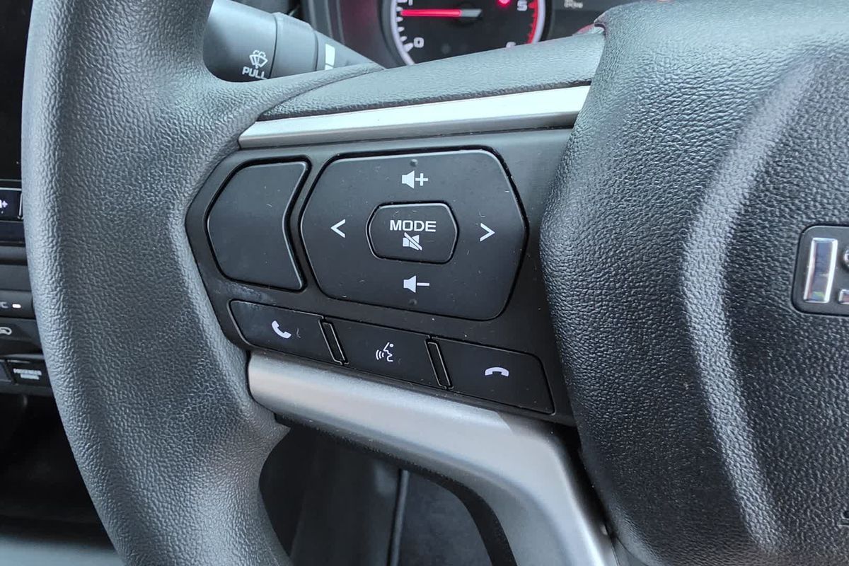 2023 Isuzu D-MAX SX High Ride Rear Wheel Drive image 34