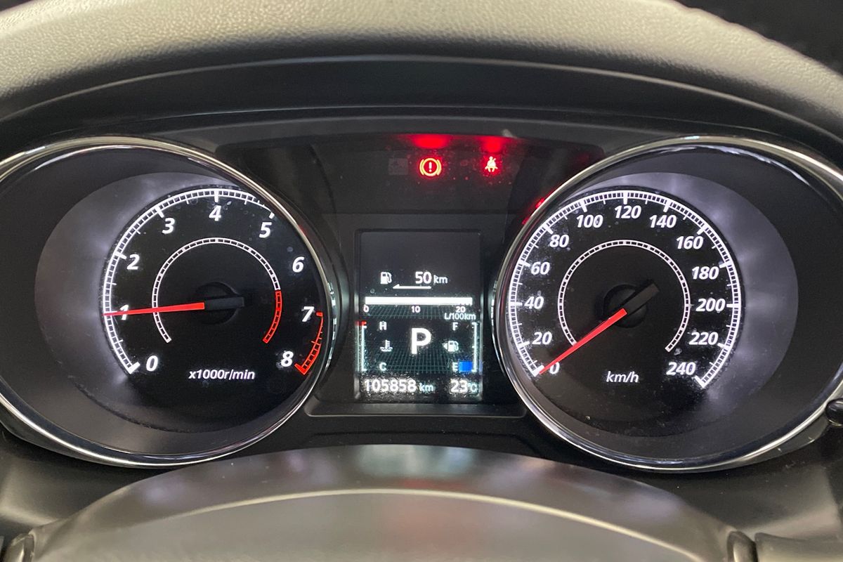 2021 Mitsubishi XD