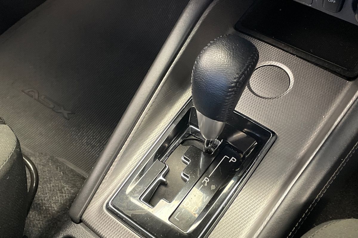 2021 Mitsubishi XD