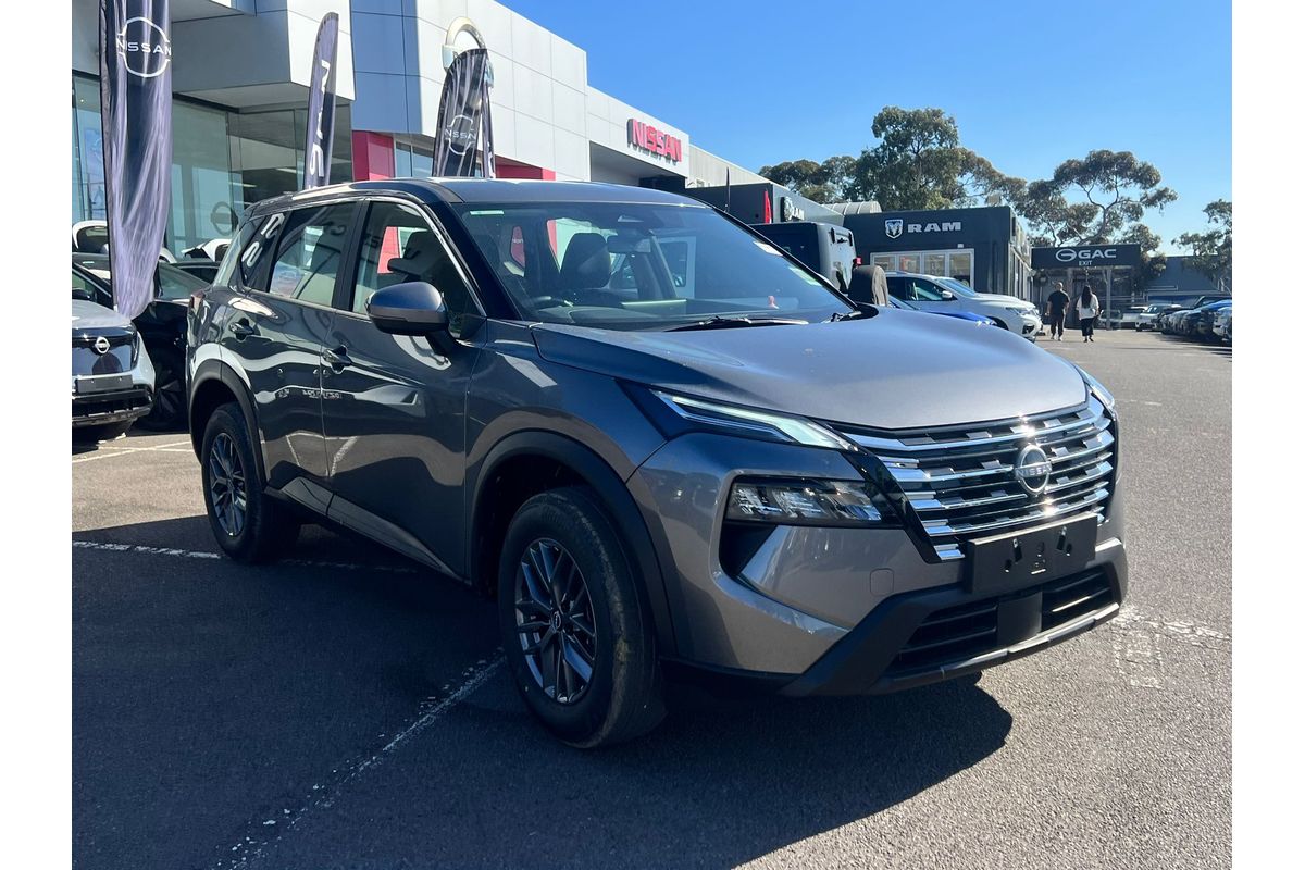 2026 Nissan X-TRAIL ST T33