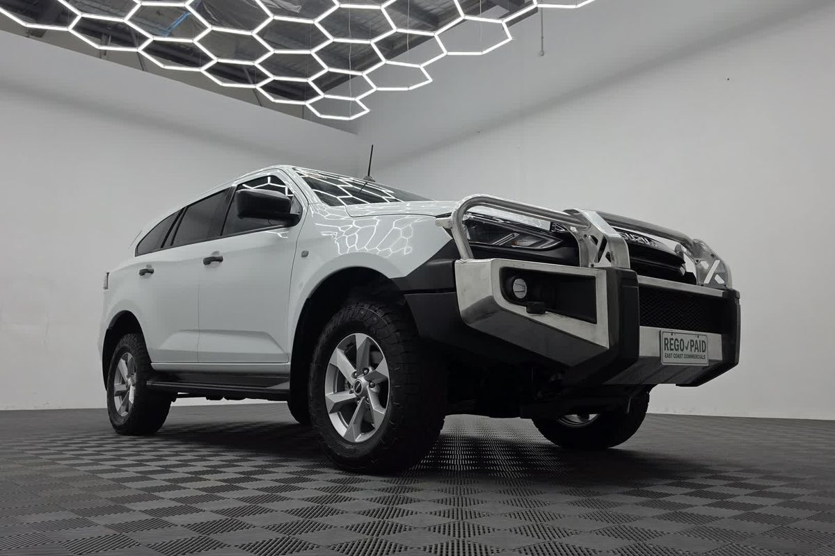 2024 Isuzu MU-X LS-M