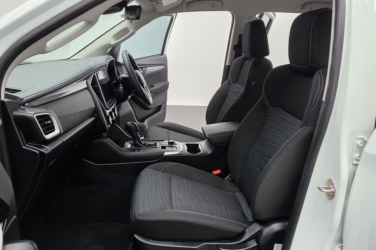 2024 Isuzu MU-X LS-M