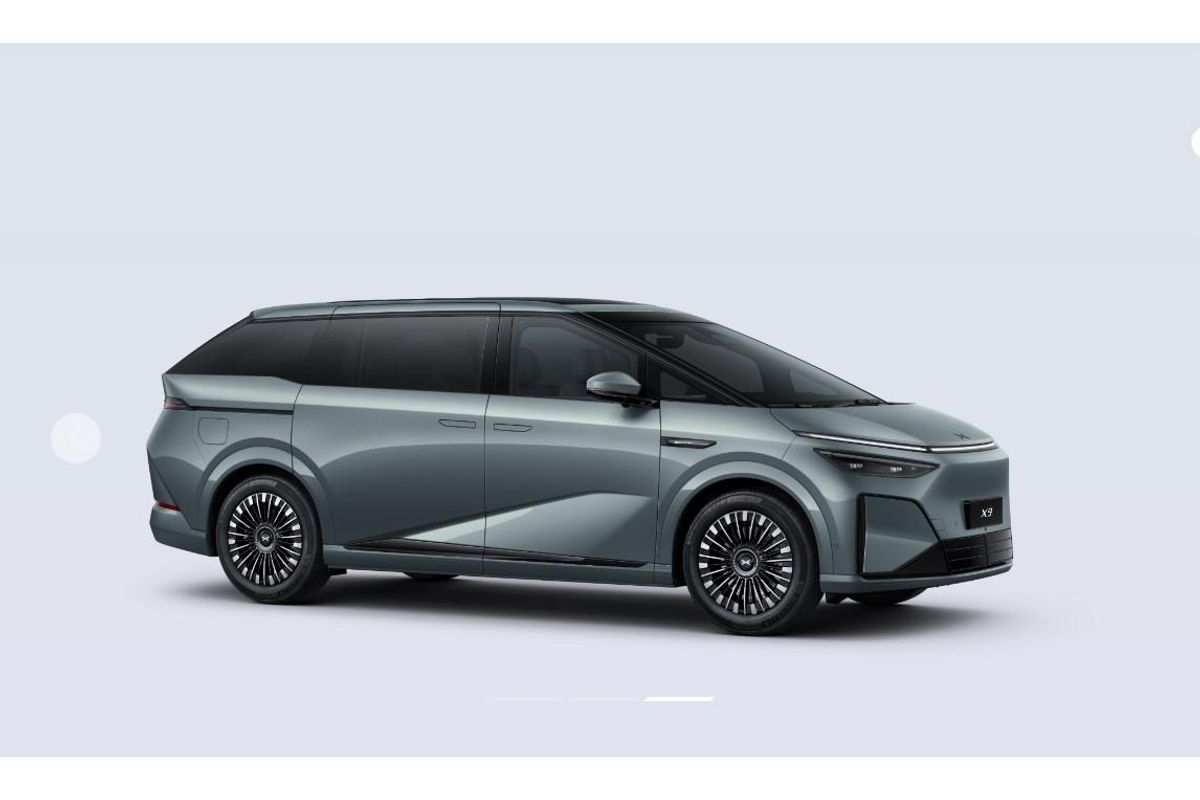 2026 XPENG X9 Standard Range