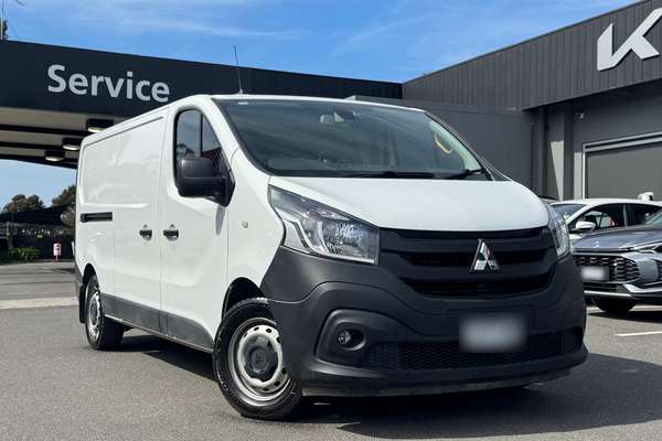 2022 Mitsubishi Express GLX+ SN LWB