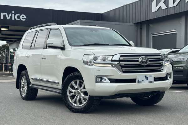 2017 Toyota Landcruiser Sahara VDJ200R