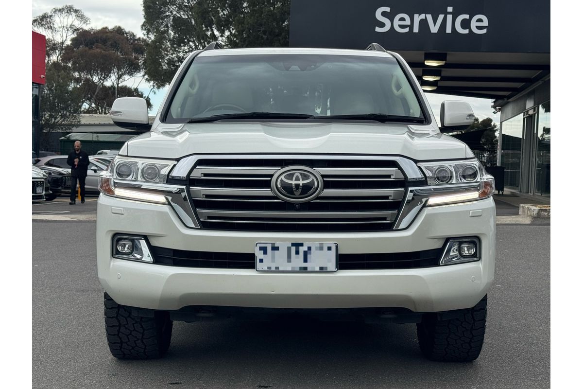 2017 Toyota Landcruiser Sahara VDJ200R