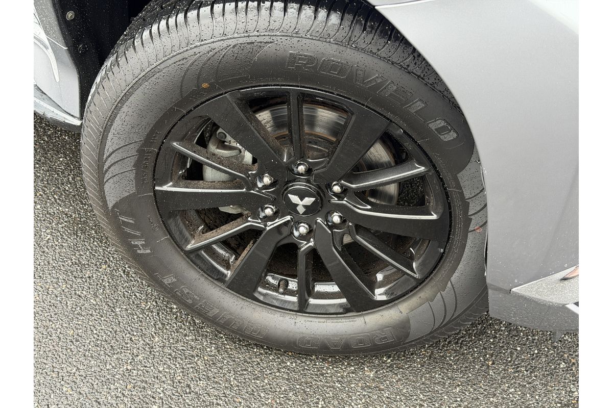 2019 Mitsubishi Pajero Sport Black Edition QE