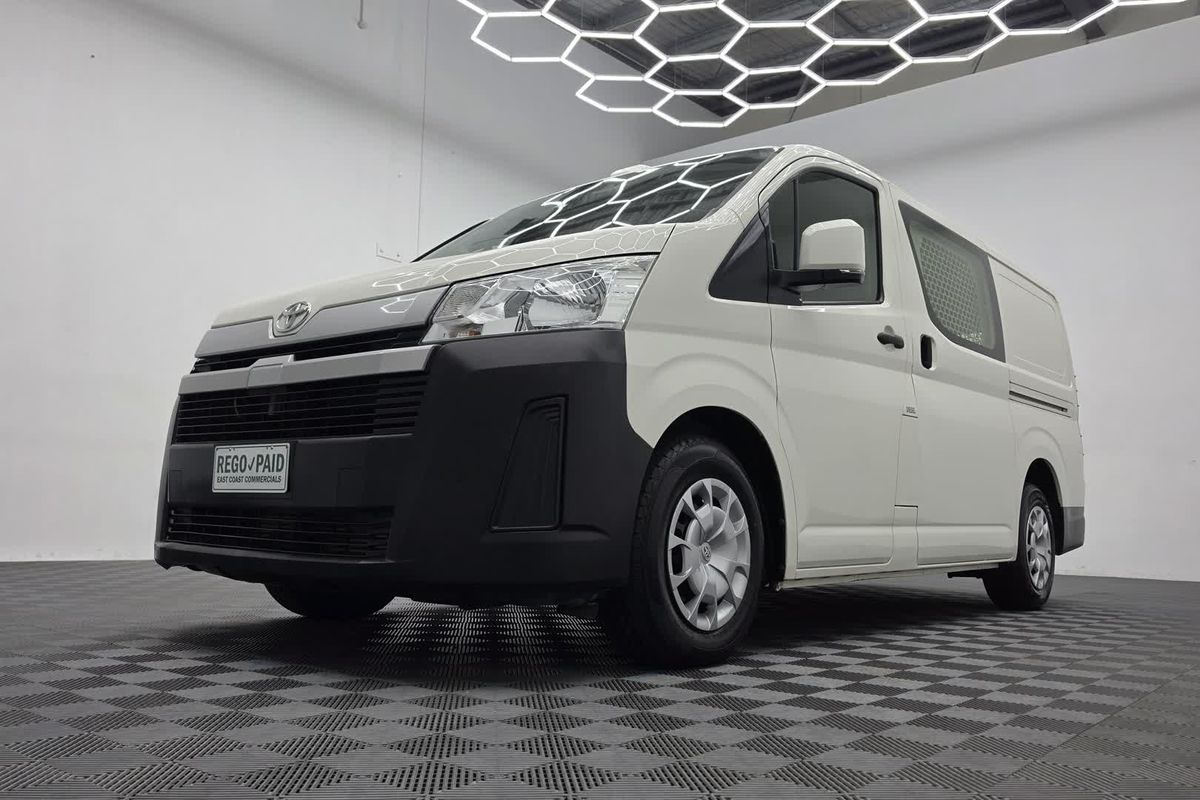 2021 Toyota Hiace GDH300R LWB image 8