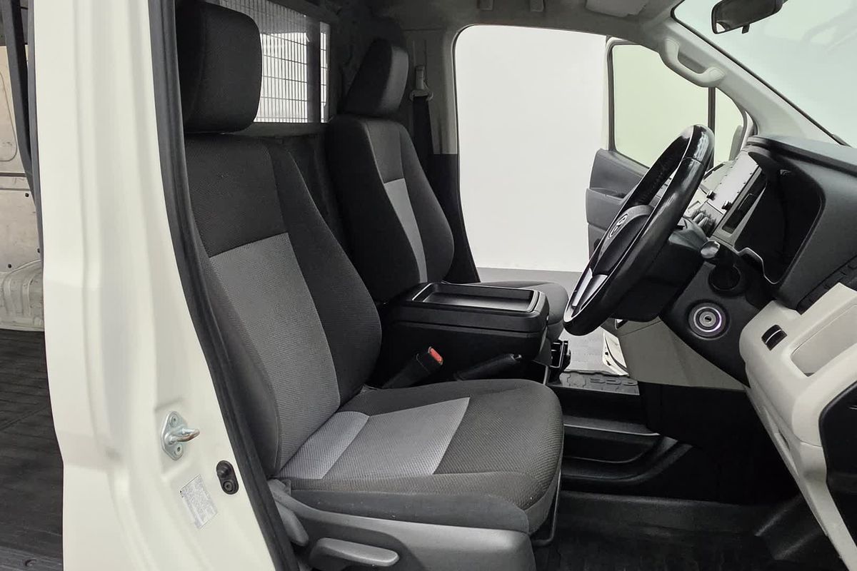 2021 Toyota Hiace GDH300R LWB image 18