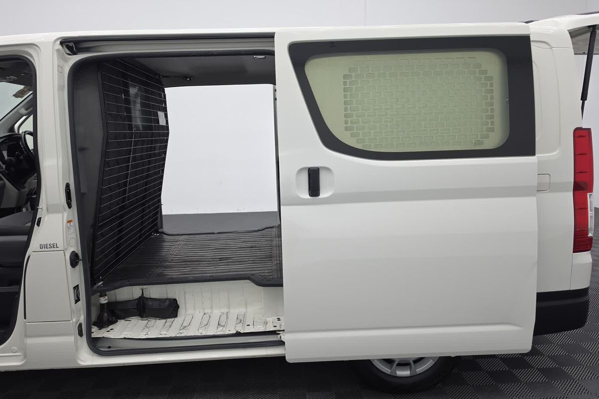 2021 Toyota Hiace GDH300R LWB image 23