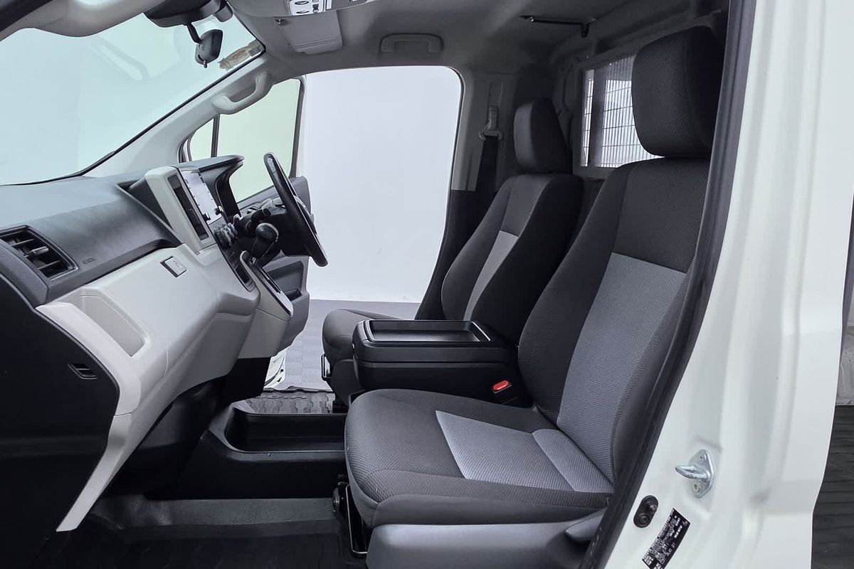 2021 Toyota Hiace GDH300R LWB image 25