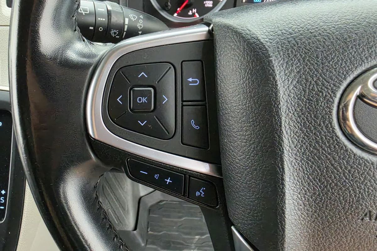 2021 Toyota Hiace GDH300R LWB image 29