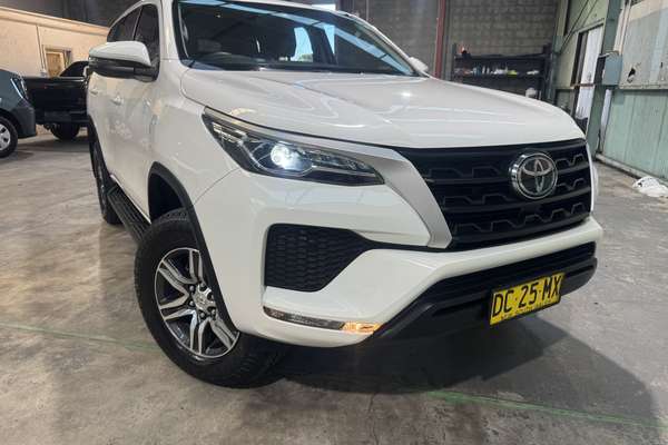 2021 Toyota Fortuner GX GUN156R