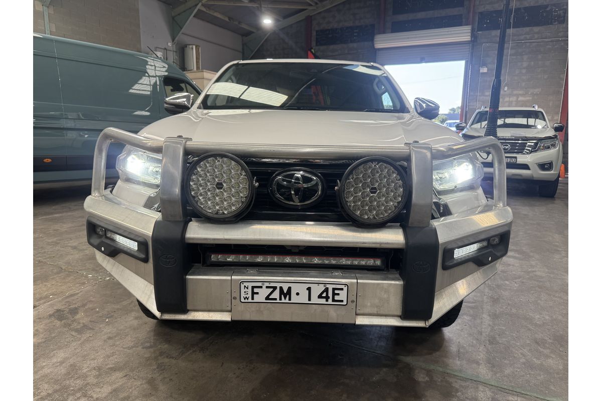 2022 Toyota Hilux SR5 GUN126R 4X4