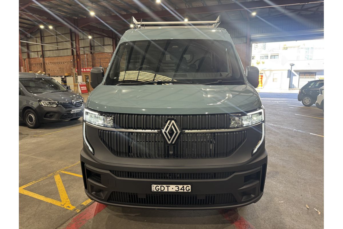 2026 Renault Master XDD LWB Mid Roof