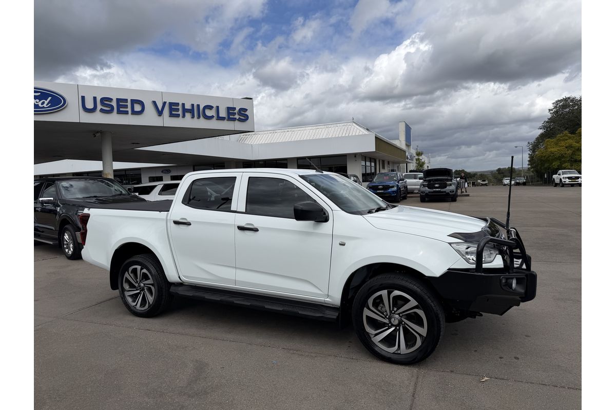 2022 Isuzu D-MAX SX 4X4