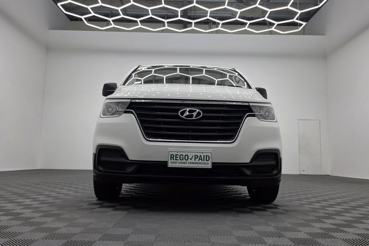 2020 Hyundai iLoad TQ4 image 3