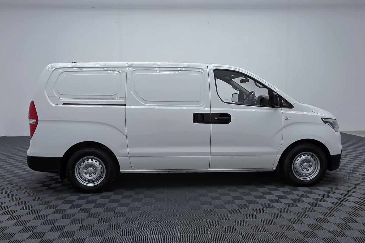 2020 Hyundai iLoad TQ4 image 11