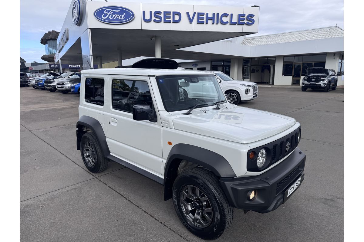 2022 Suzuki Jimny GLX GJ