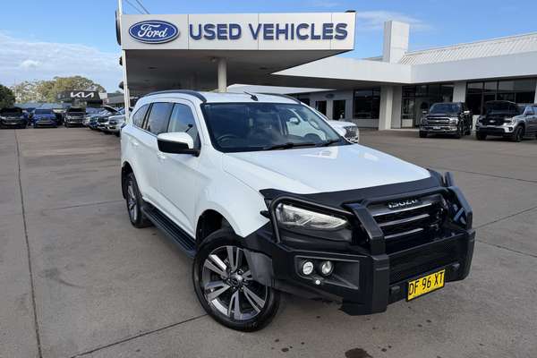 2022 Isuzu MU-X LS-T