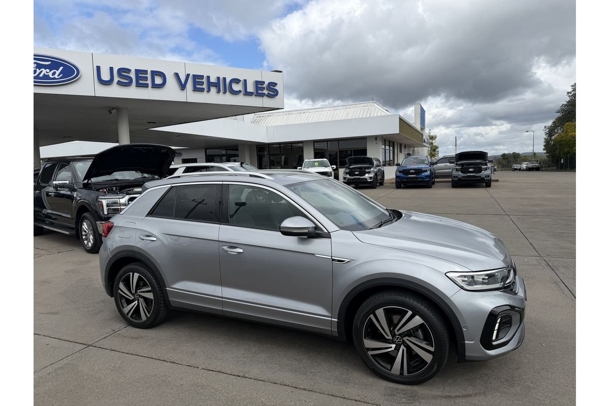 2023 Volkswagen T-Roc 140TSI R-Line D11