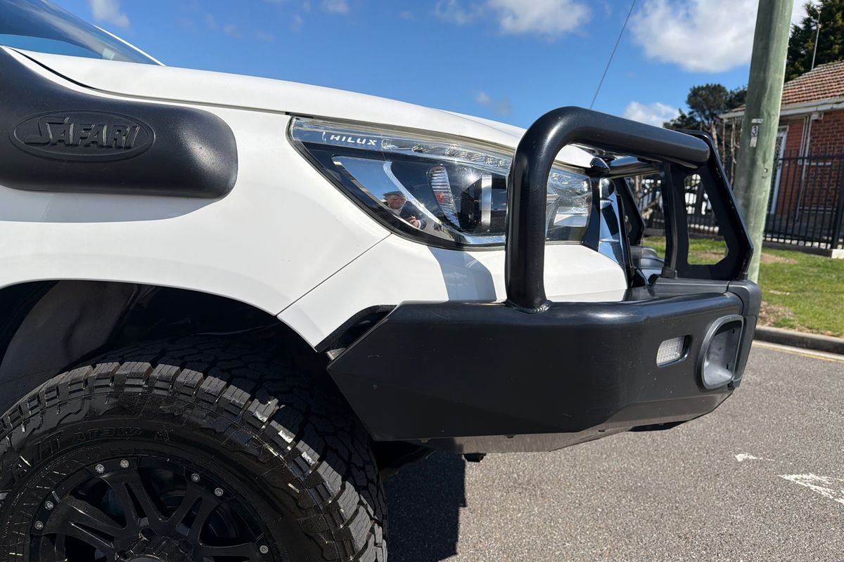 2020 Toyota Hilux SR5 GUN126R 4X4